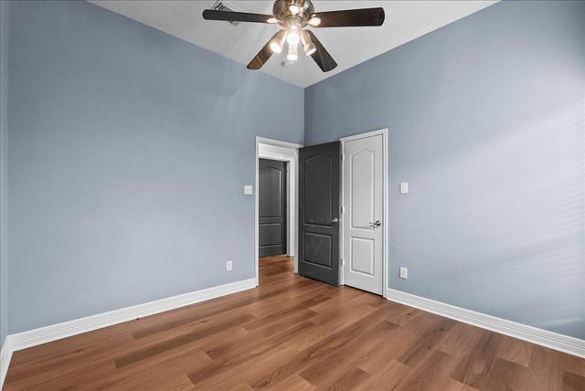 4529 Williamhurst Lane, League City, TX 77573