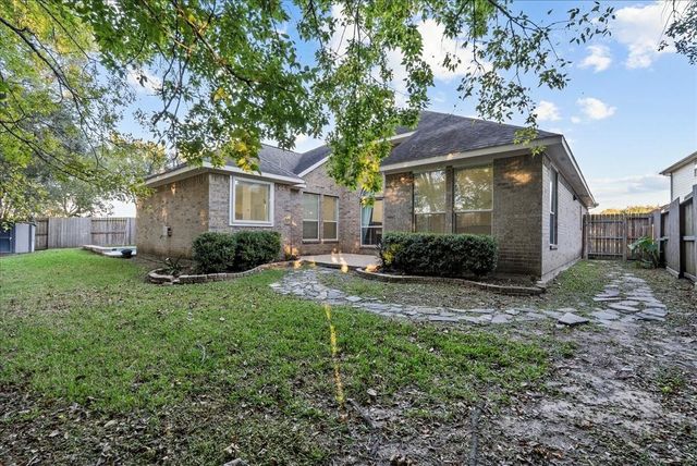 4529 Williamhurst Lane, League City, TX 77573