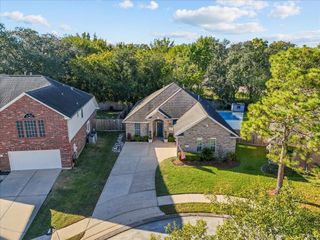 4529 Williamhurst Lane, League City, TX 77573
