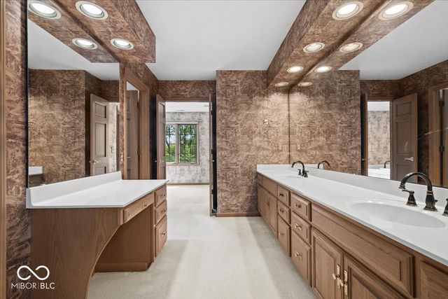 5049 Deer Ridge Drive S, Carmel, IN 46033