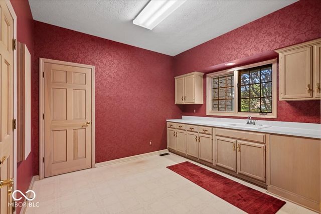 5049 Deer Ridge Drive S, Carmel, IN 46033