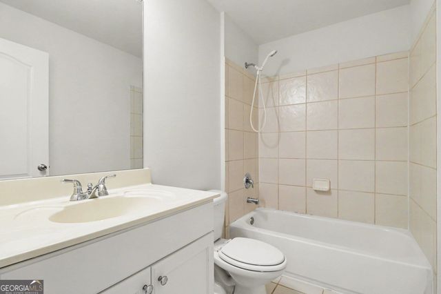 1955 Blossom Creek Lane, Cumming, GA 30040