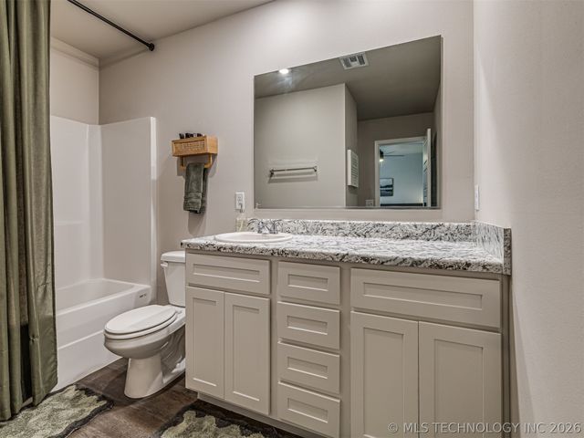 14225 N 75 East Avenue, Collinsville, OK 74021