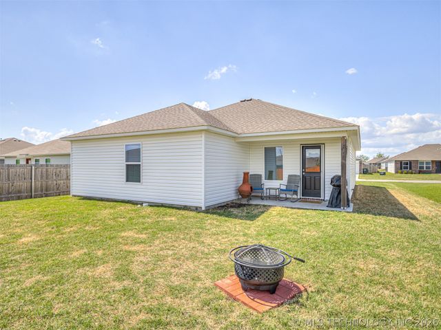 14225 N 75 East Avenue, Collinsville, OK 74021