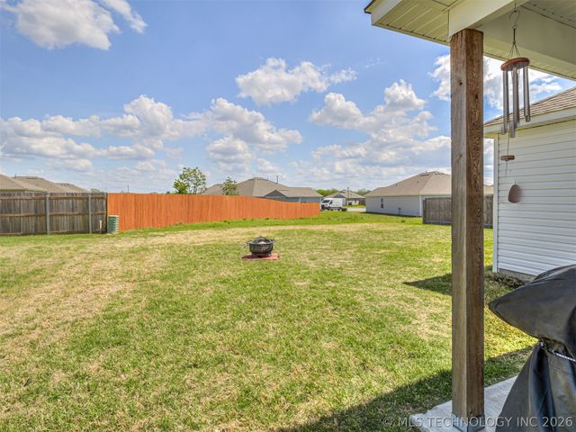 14225 N 75 East Avenue, Collinsville, OK 74021
