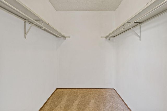 865 Regatta Dr, Sacramento, CA 95833