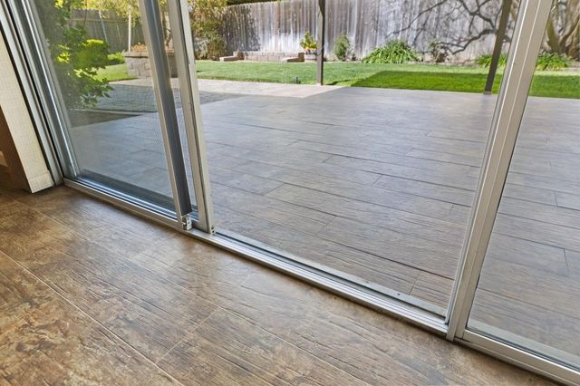 865 Regatta Dr, Sacramento, CA 95833