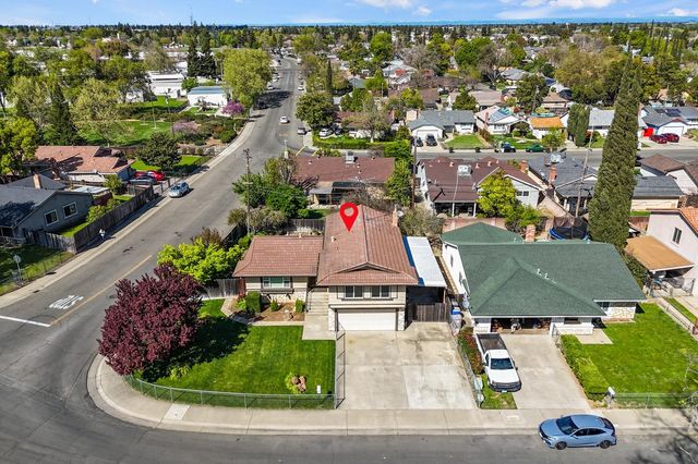 865 Regatta Dr, Sacramento, CA 95833