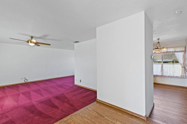 865 Regatta Dr, Sacramento, CA 95833