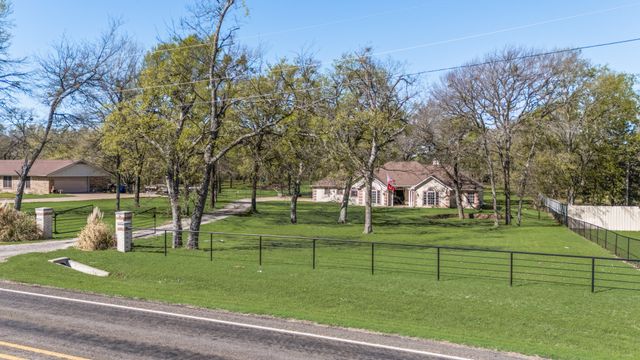 21976 Fm 47, Wills Point, TX 75169