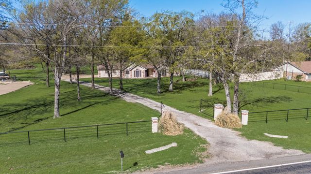 21976 Fm 47, Wills Point, TX 75169