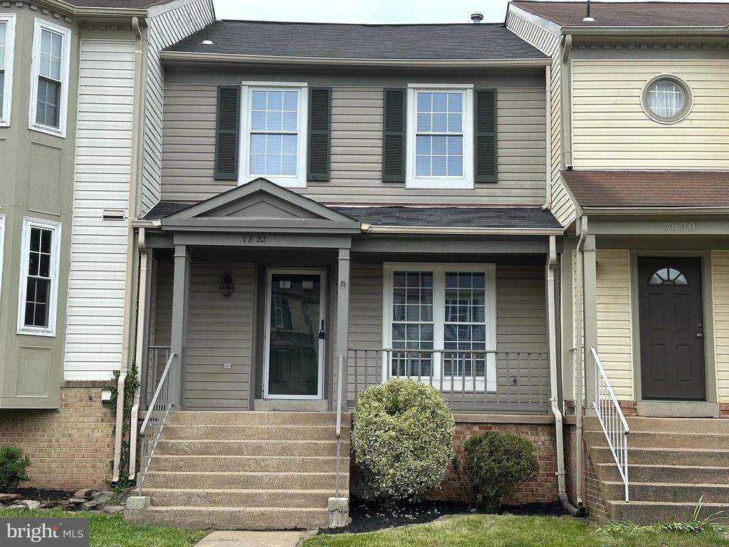 7822 BROOKVIEW CT, Manassas, VA 20109