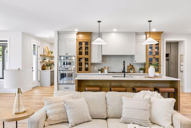 4509 Oxford Avenue, Edina, MN 55436
