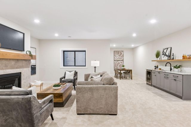 4509 Oxford Avenue, Edina, MN 55436