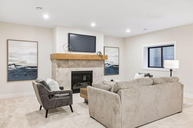 4509 Oxford Avenue, Edina, MN 55436