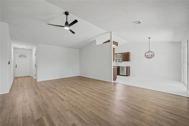 4490 W Chaparral Lane, Fayetteville, AR 72704