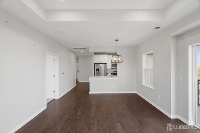 648 Strassle Way, South Plainfield, NJ 07080