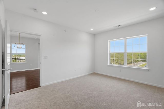 648 Strassle Way, South Plainfield, NJ 07080