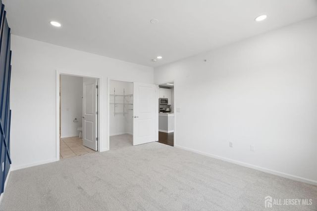 648 Strassle Way, South Plainfield, NJ 07080
