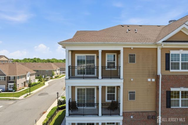 648 Strassle Way, South Plainfield, NJ 07080