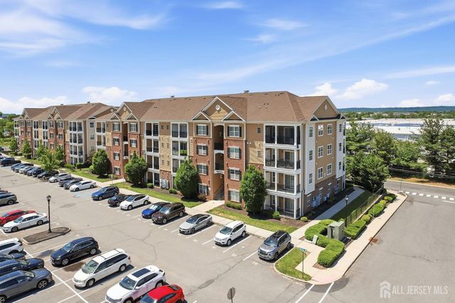 648 Strassle Way, South Plainfield, NJ 07080