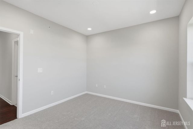 648 Strassle Way, South Plainfield, NJ 07080
