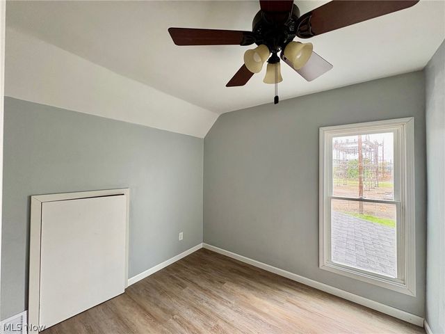 152 Garvin Avenue, Elyria, OH 44035