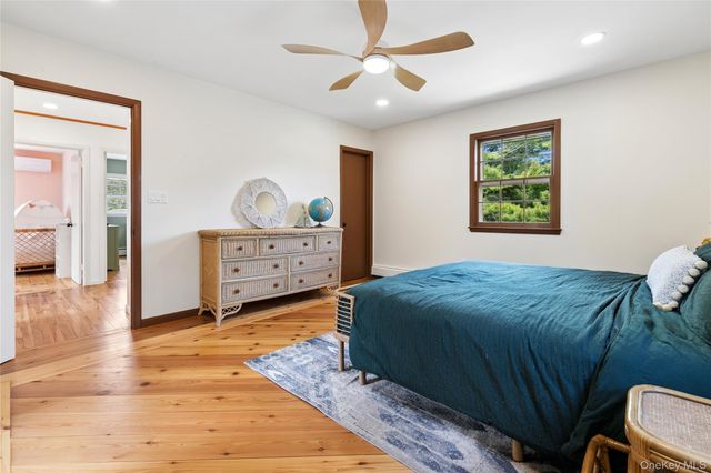 2 Ludlow Lane, Hampton Bays, NY 11946