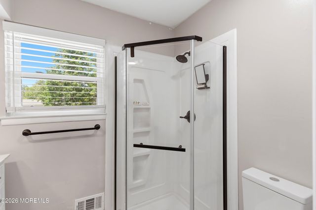24 Livingston Drive, Howell, NJ 07731