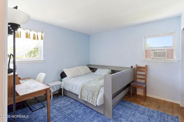 24 Livingston Drive, Howell, NJ 07731