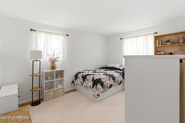 24 Livingston Drive, Howell, NJ 07731