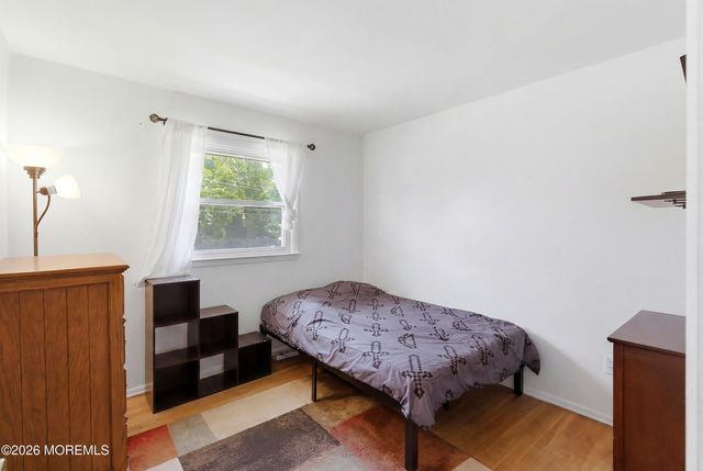24 Livingston Drive, Howell, NJ 07731