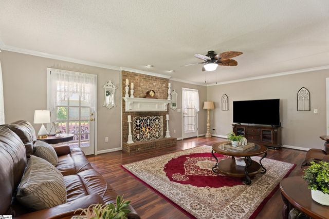137 Cannon Lane, Easley, SC 29640