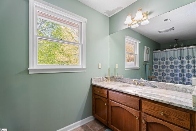 137 Cannon Lane, Easley, SC 29640