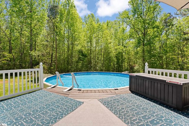 137 Cannon Lane, Easley, SC 29640