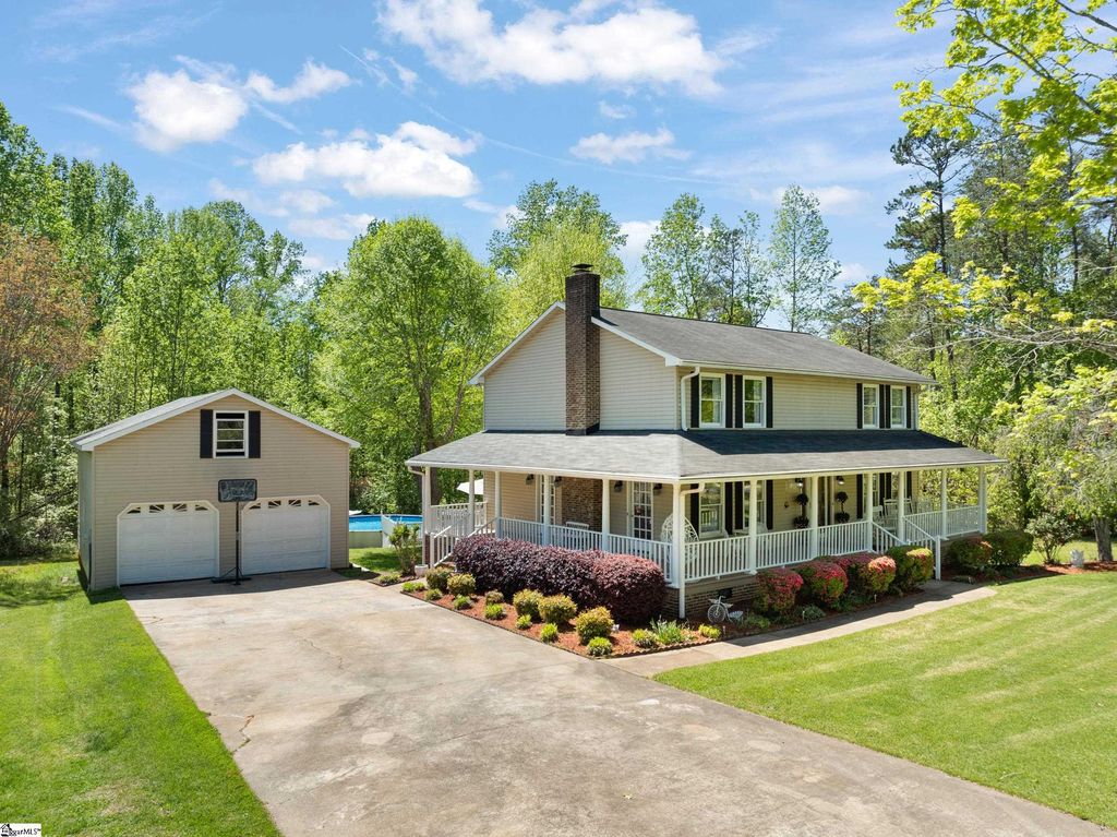 137 Cannon Lane, Easley, SC 29640