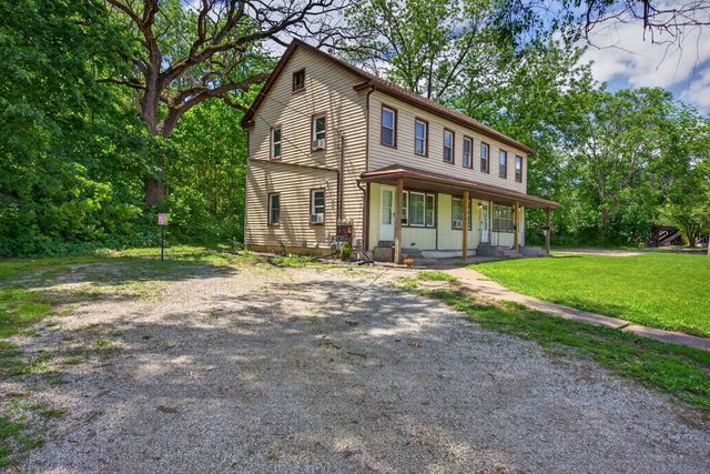 2113, 2115, 2117 Kirkwood Boulevard, Davenport, IA 52803