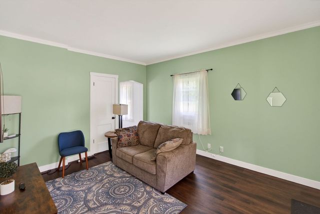 2113, 2115, 2117 Kirkwood Boulevard, Davenport, IA 52803