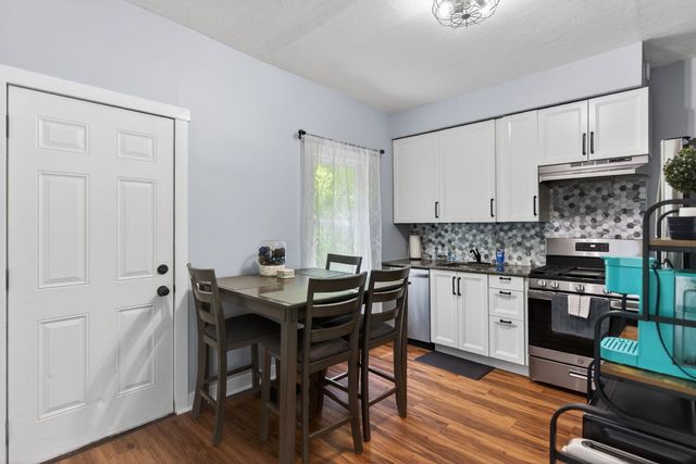 2113, 2115, 2117 Kirkwood Boulevard, Davenport, IA 52803