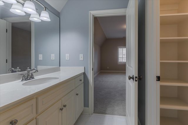 6597 HERONSWOOD CV, Memphis, TN 38119