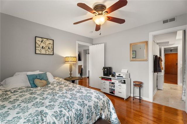 315 N Spruce Street 408, Winston-salem, NC 27101