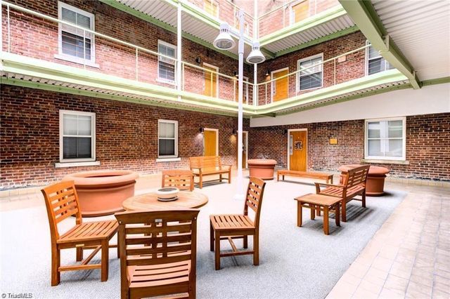 315 N Spruce Street 408, Winston-salem, NC 27101