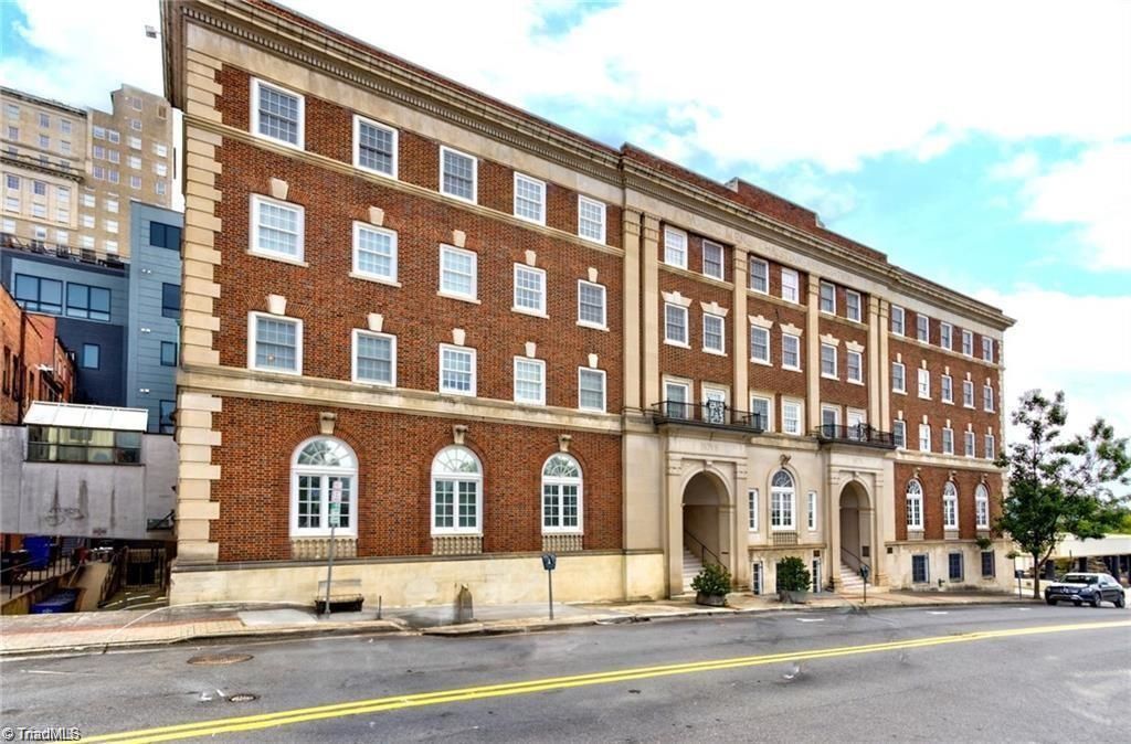 315 N Spruce Street 408, Winston-salem, NC 27101
