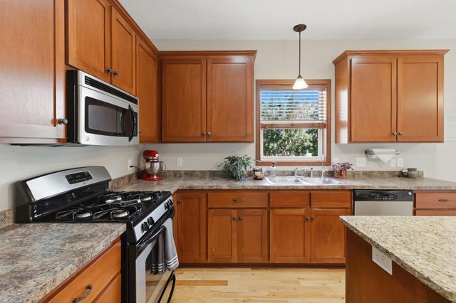 2133 119th Avenue NE, Blaine, MN 55449