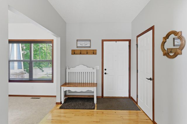 2133 119th Avenue NE, Blaine, MN 55449