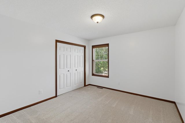 2133 119th Avenue NE, Blaine, MN 55449