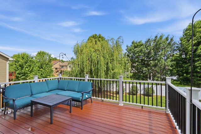 2133 119th Avenue NE, Blaine, MN 55449