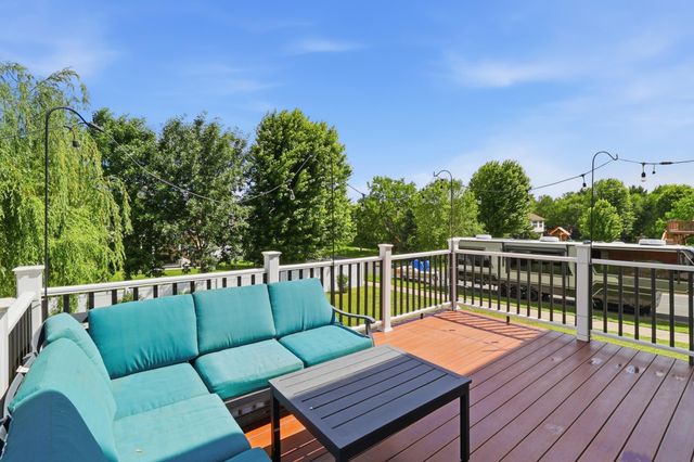 2133 119th Avenue NE, Blaine, MN 55449