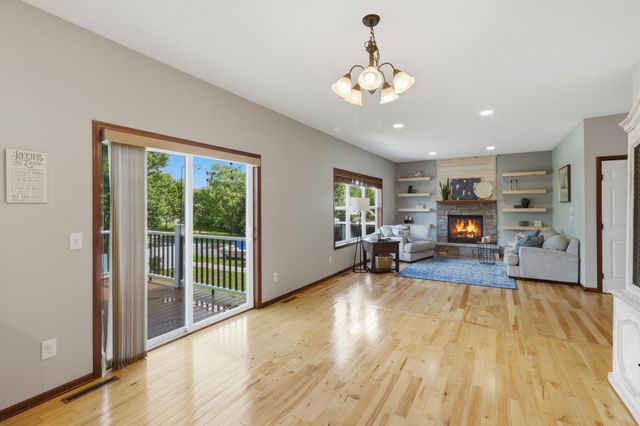 2133 119th Avenue NE, Blaine, MN 55449