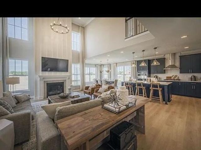 10715 Pearl Creek Drive, Plain City, OH 43064